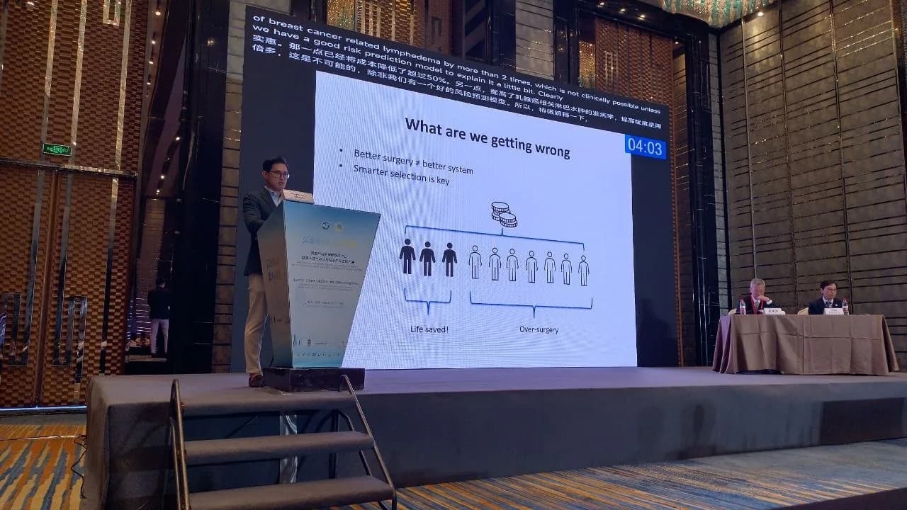 Dr Jeremy Sun speaking at the World Congress for Plastic Surgeons of Chinese Descent on lymphedema surgery and patient selection